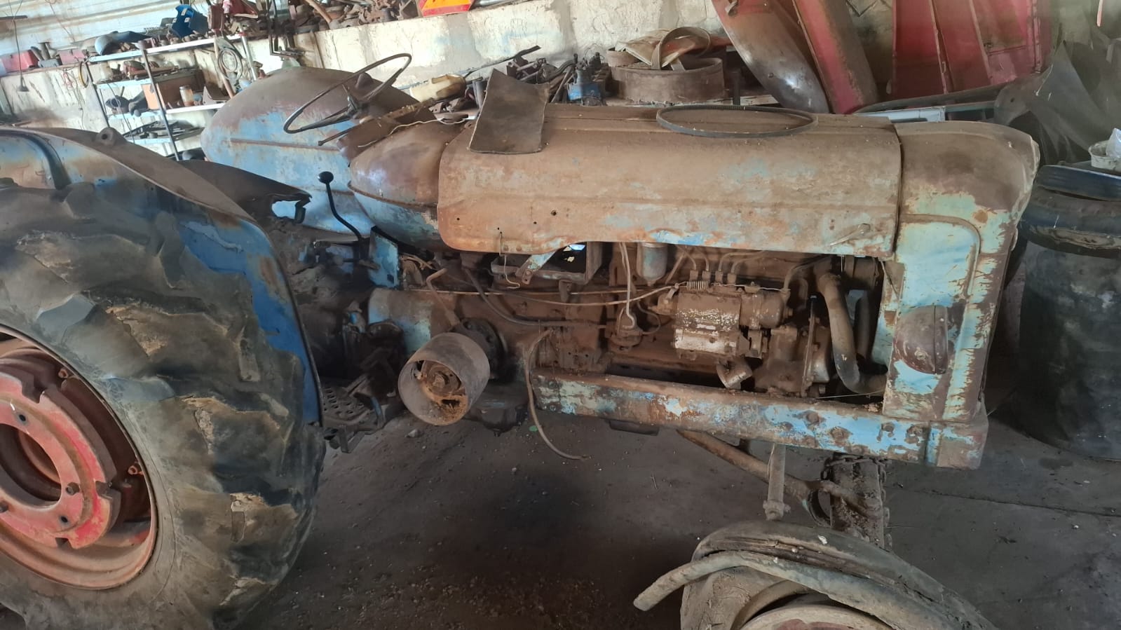 2 × Fordson Power Major Tractors - Image 2