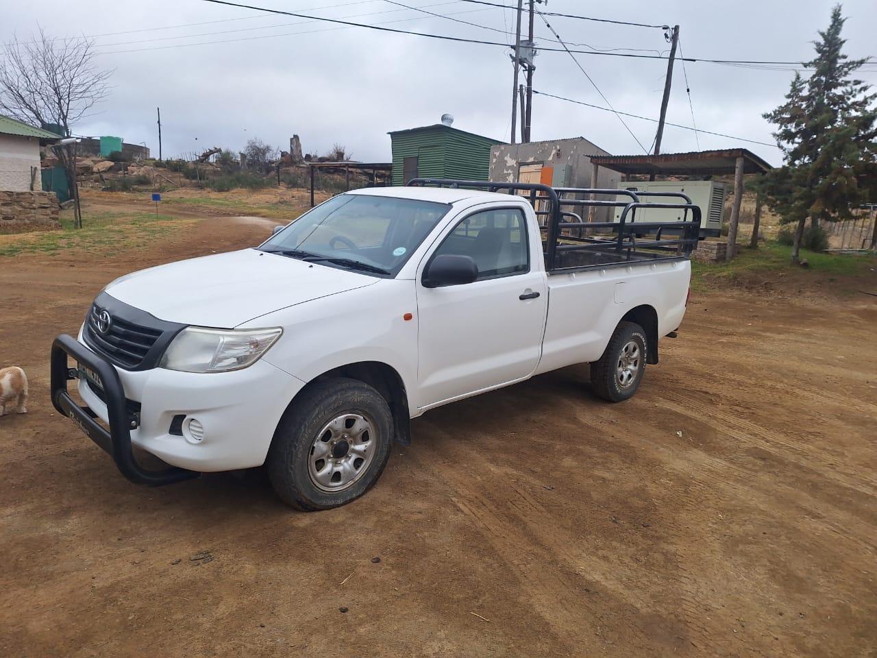 2015 Toyota Hilux SRX 4x4 - Image 3
