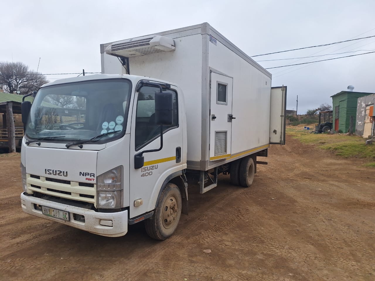 Isuzu NPR 400 AMT with Refrigeration Unit - Image 2