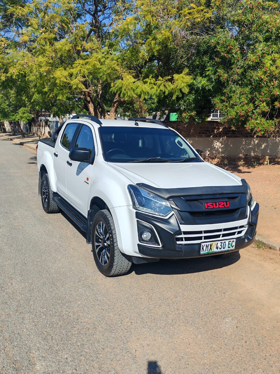2021 Isuzu X-Rider 2.5 D-TEQ Double Cab - Image 2