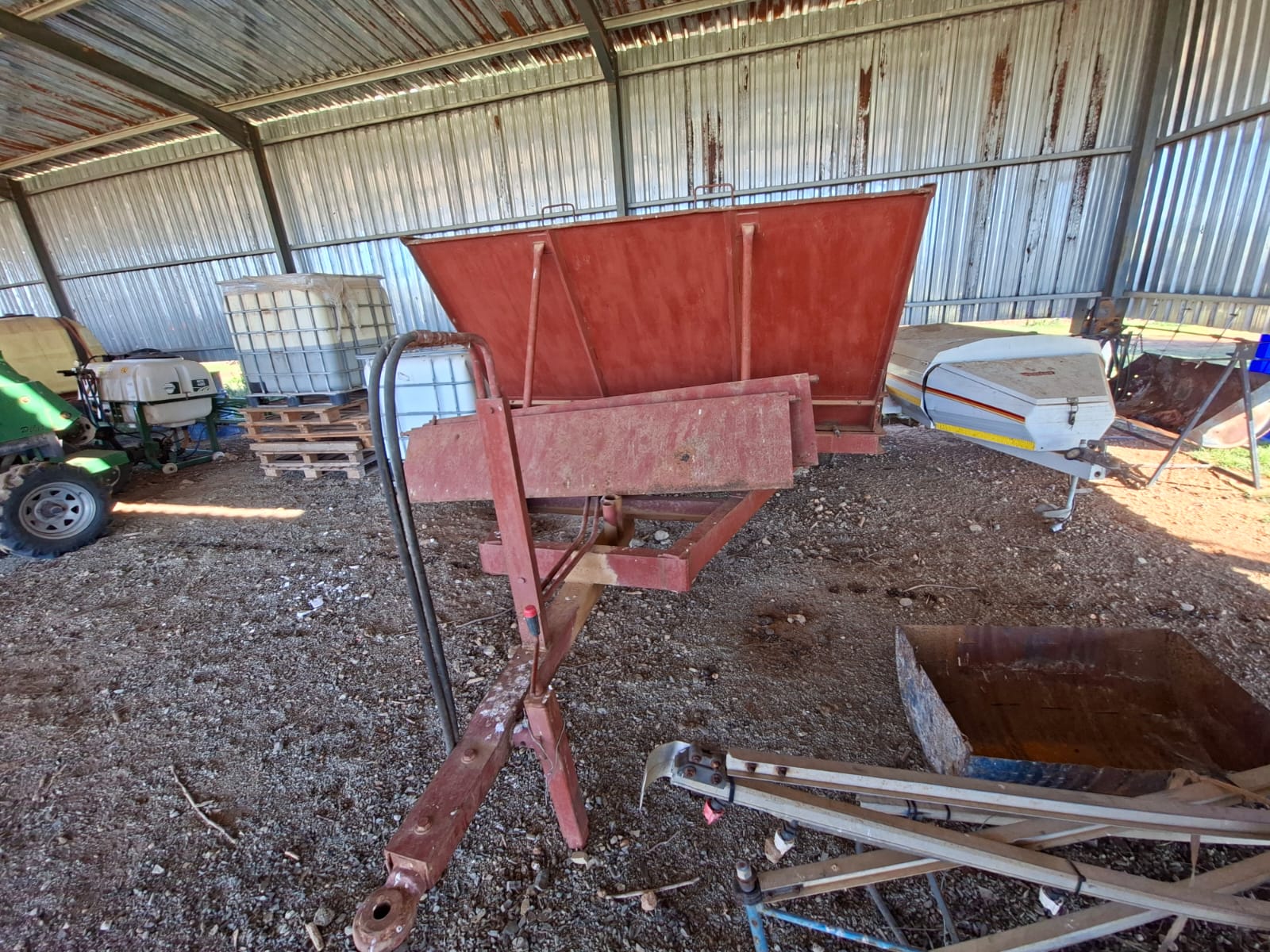 Lime Spreader - Image 4
