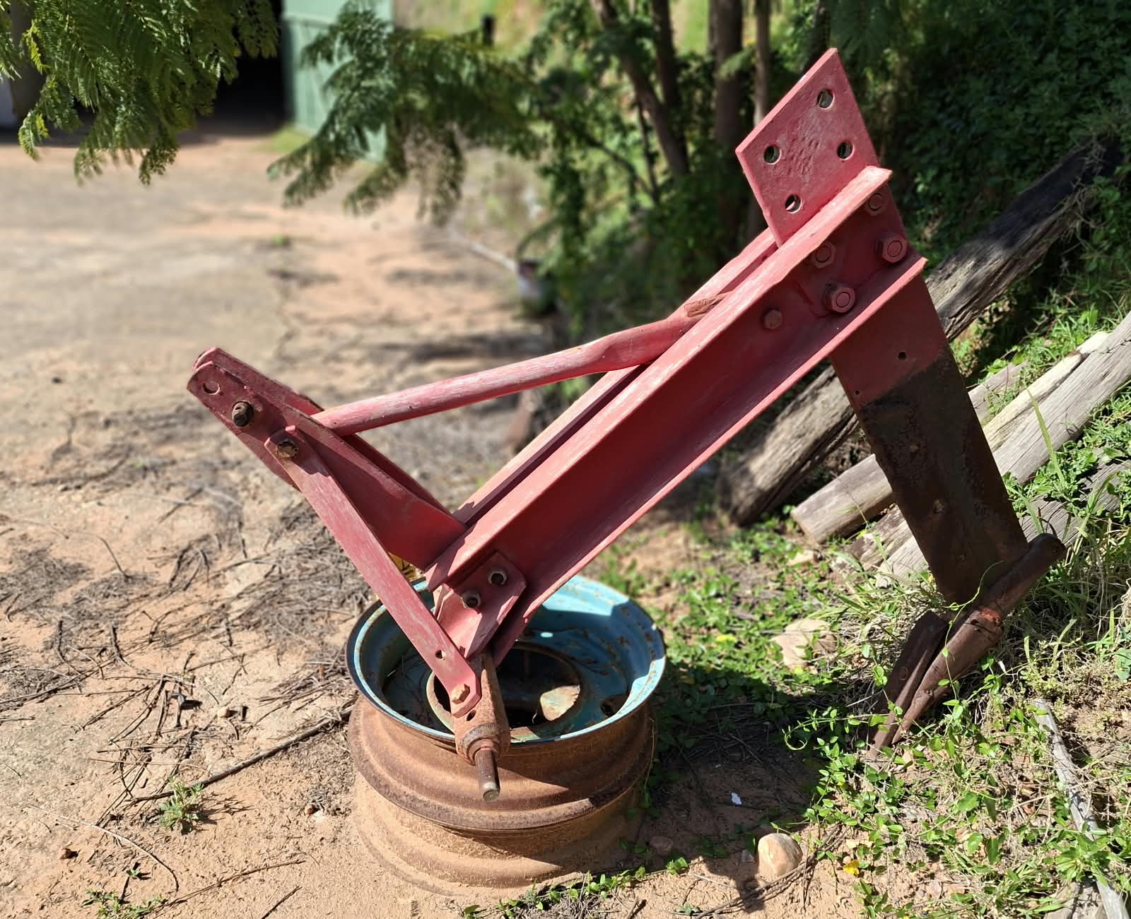 Massey Ferguson 1-Tine Ripper - Image 2